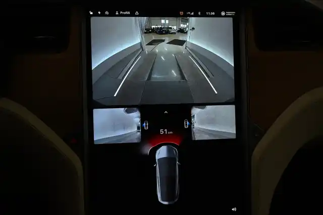 Harmaa Maastoauto, Tesla Model X – VAR-87408