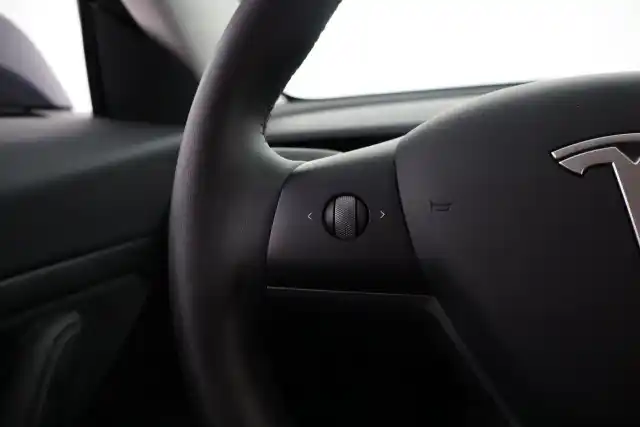 Harmaa Viistoperä, Tesla Model 3 – VAR-87716