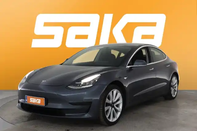 Harmaa Sedan, Tesla Model 3 – VAR-88417