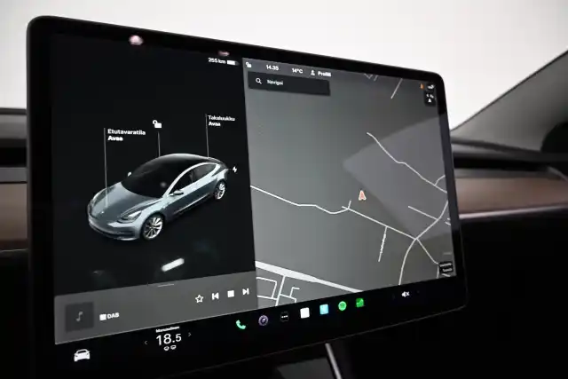 Harmaa Sedan, Tesla Model 3 – VAR-88417