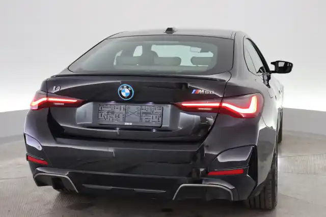 Musta Sedan, BMW I4 M50 – VAR-88734