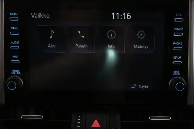 Punainen Maastoauto, Toyota RAV4 Plug-in – VAR-89037