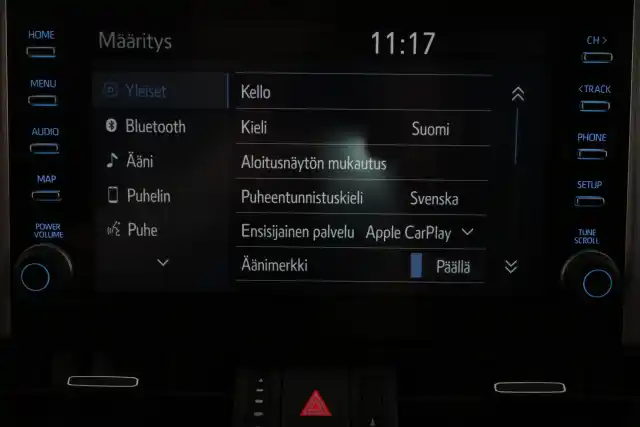 Punainen Maastoauto, Toyota RAV4 Plug-in – VAR-89037