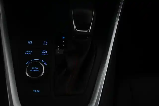 Punainen Maastoauto, Toyota RAV4 Plug-in – VAR-89037