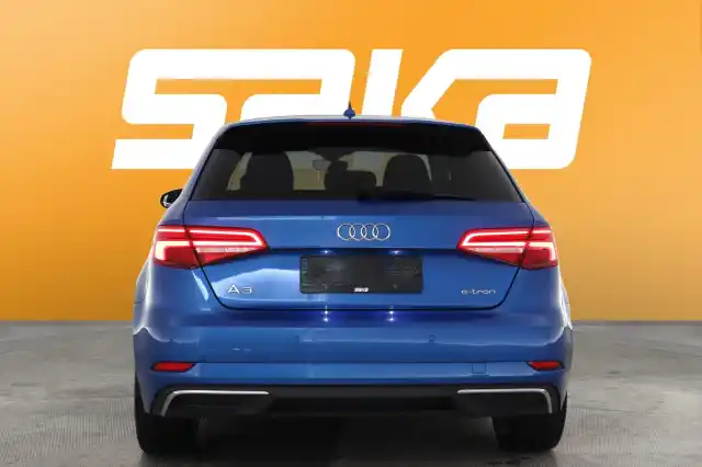 Sininen Viistoperä, Audi A3 – VAR-89068