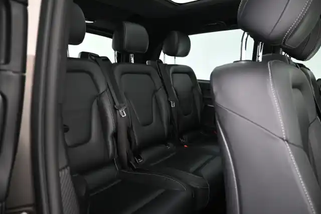 Ruskea Tila-auto, Mercedes-Benz V – VAR-89210