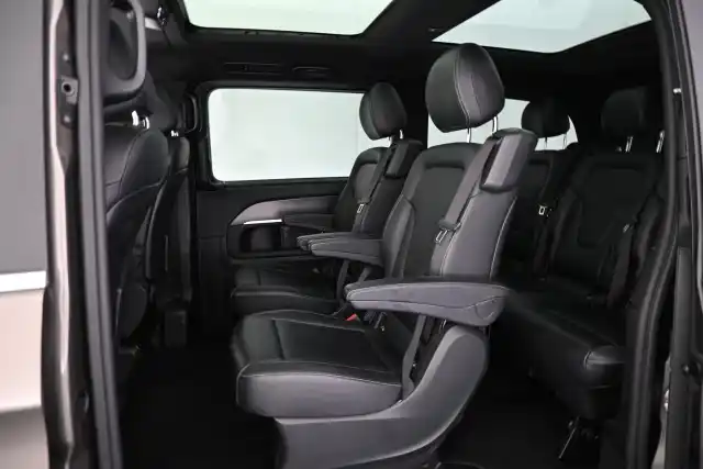Ruskea Tila-auto, Mercedes-Benz V – VAR-89210