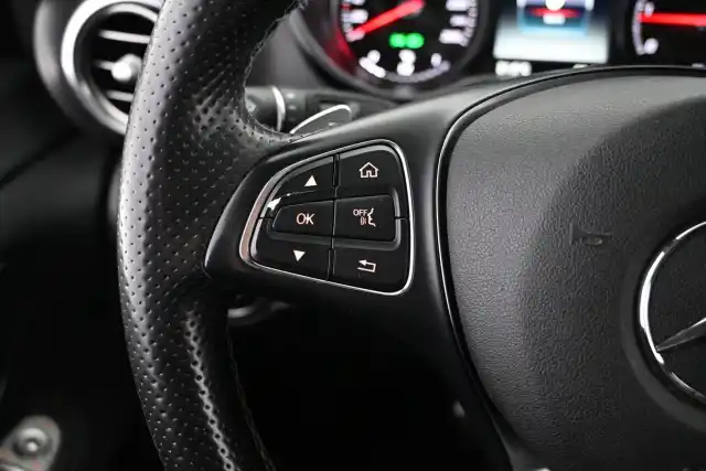 Ruskea Tila-auto, Mercedes-Benz V – VAR-89210