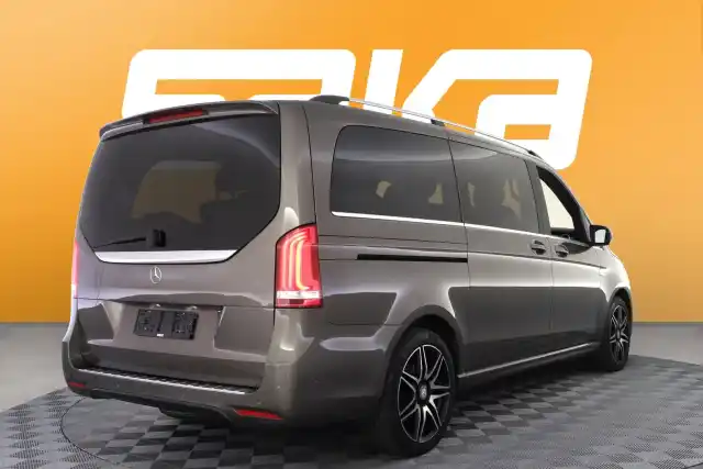 Ruskea Tila-auto, Mercedes-Benz V – VAR-89210