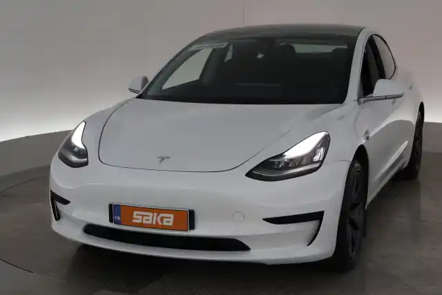 Valkoinen Viistoperä, Tesla Model 3 – VAR-89355