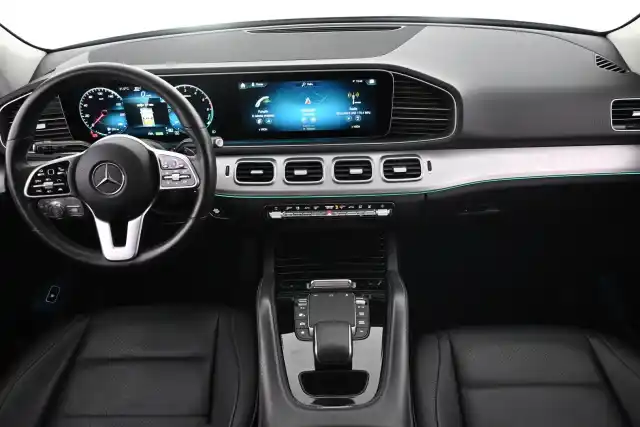 Harmaa Maastoauto, Mercedes-Benz GLE – VAR-89382