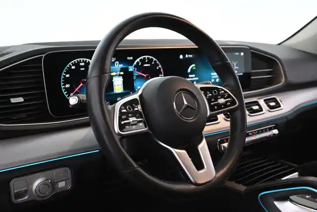 Harmaa Maastoauto, Mercedes-Benz GLE – VAR-89382