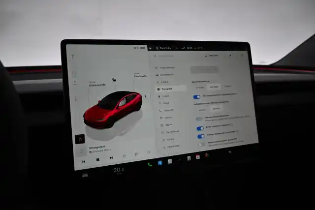 Punainen Sedan, Tesla Model 3 – VAR-89460