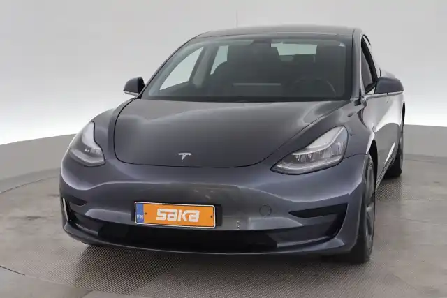 Harmaa Sedan, Tesla Model 3 – VAR-89513