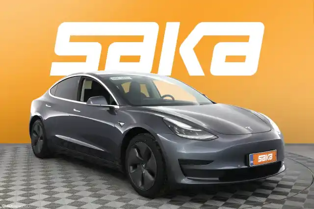 Harmaa Sedan, Tesla Model 3 – VAR-89513