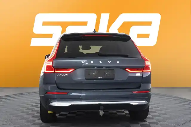 Sininen Maastoauto, Volvo XC60 – VAR-90062