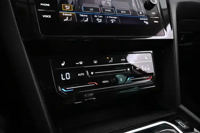 Punainen Farmari, Volkswagen Passat – VAR-90323