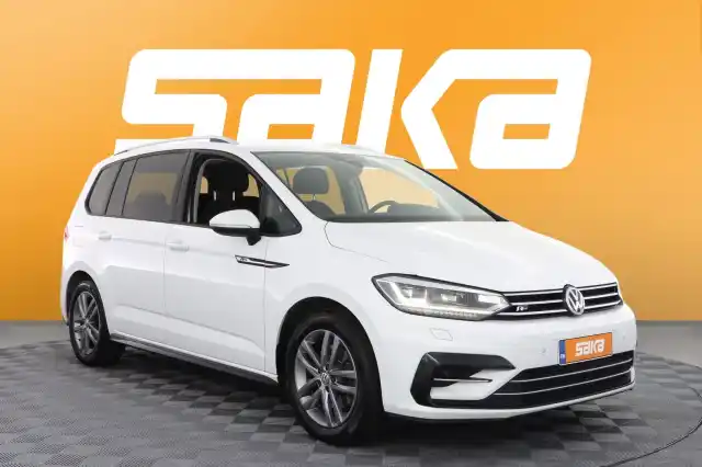Valkoinen Tila-auto, Volkswagen Touran – VAR-90423
