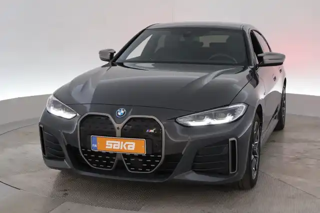 Harmaa Sedan, BMW i4 – VAR-91117