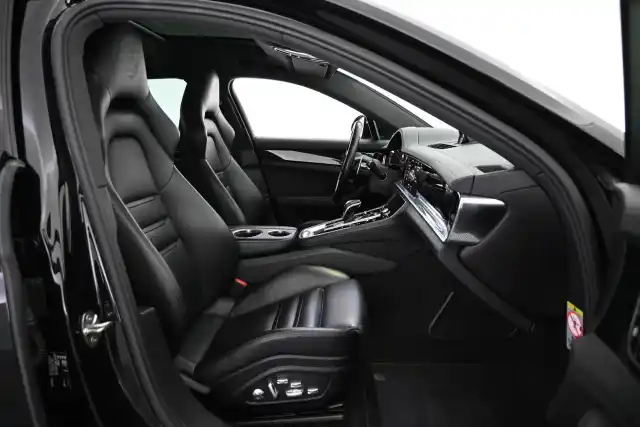 Musta Farmari, Porsche Panamera – VAR-91167