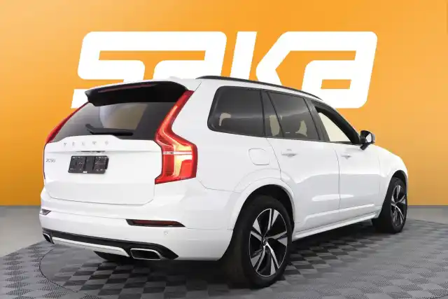 Valkoinen Maastoauto, Volvo XC90 – VAR-91399