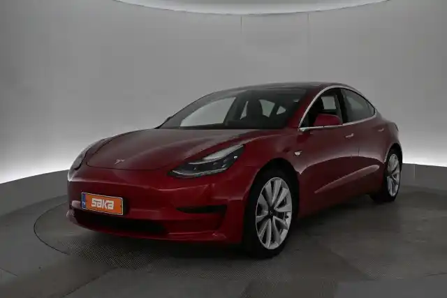 Punainen Sedan, Tesla Model 3 – VAR-92067