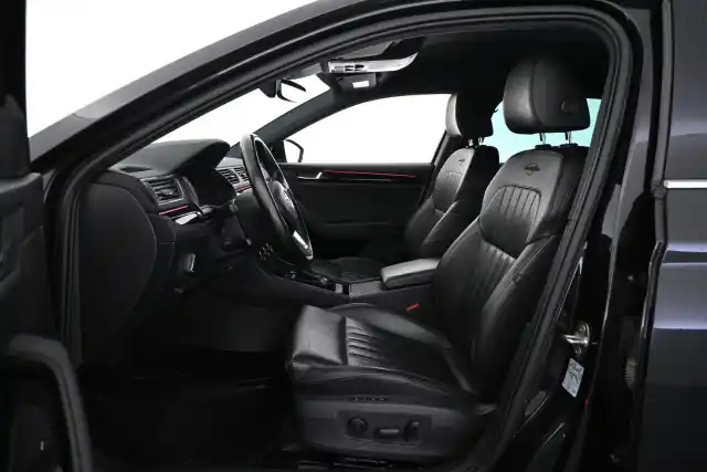 Musta Farmari, Skoda Superb – VAR-92956