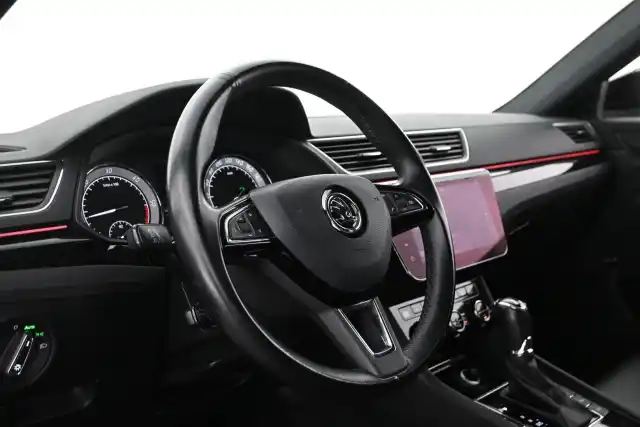 Musta Farmari, Skoda Superb – VAR-92956