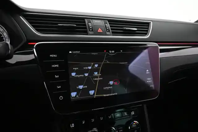 Musta Farmari, Skoda Superb – VAR-92956