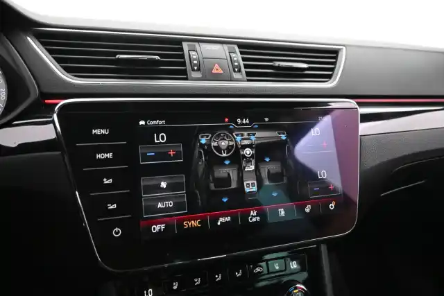 Musta Farmari, Skoda Superb – VAR-92956