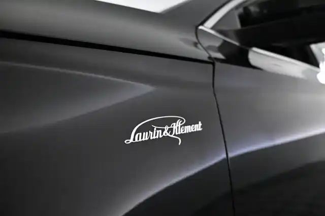 Musta Farmari, Skoda Superb – VAR-92956
