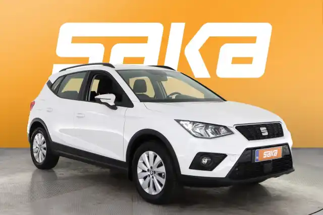 Valkoinen Maastoauto, Seat Arona – VAR-92976