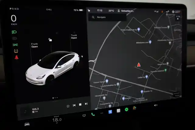 Valkoinen Viistoperä, Tesla Model 3 – VAR-93165