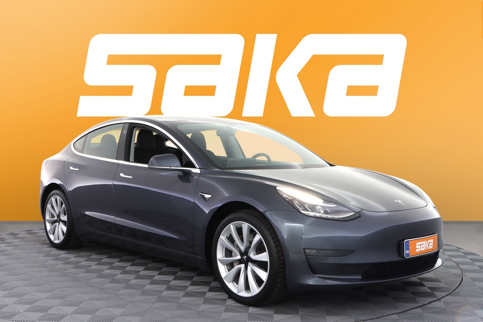 Harmaa Sedan, Tesla Model 3 – VAR-93660