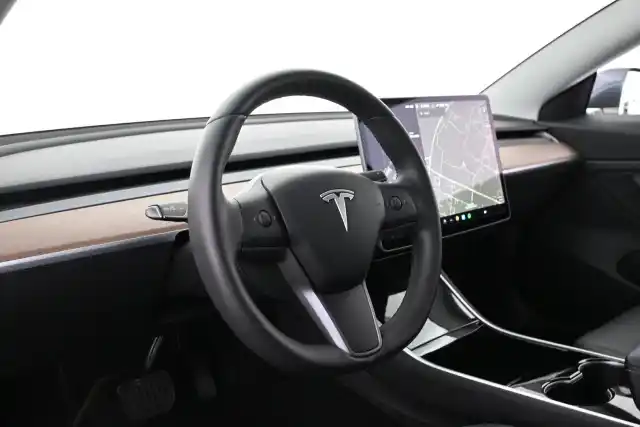 Harmaa Sedan, Tesla Model 3 – VAR-93660