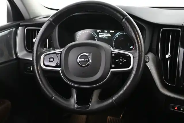 Musta Maastoauto, Volvo XC60 – VAR-93777