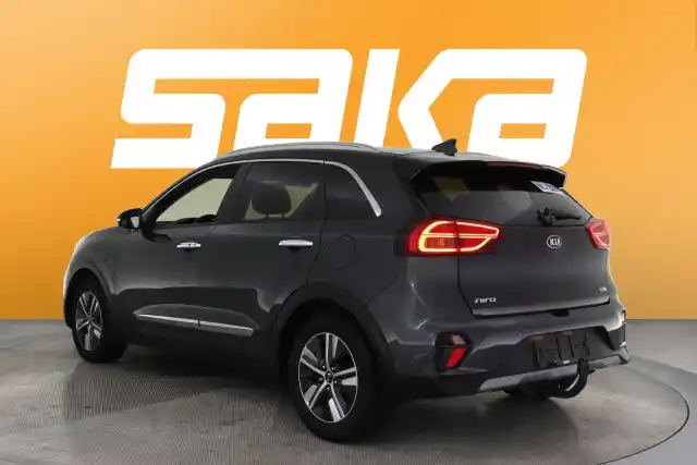 Valkoinen Maastoauto, Kia NIRO – VAR-93922