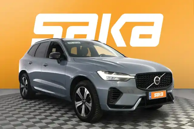 Harmaa Maastoauto, Volvo XC60 – VAR-93944