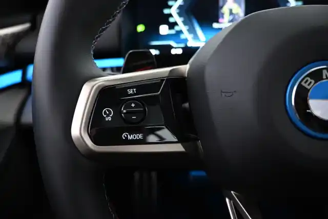 Harmaa Sedan, BMW I5 M60 – VAR-93979