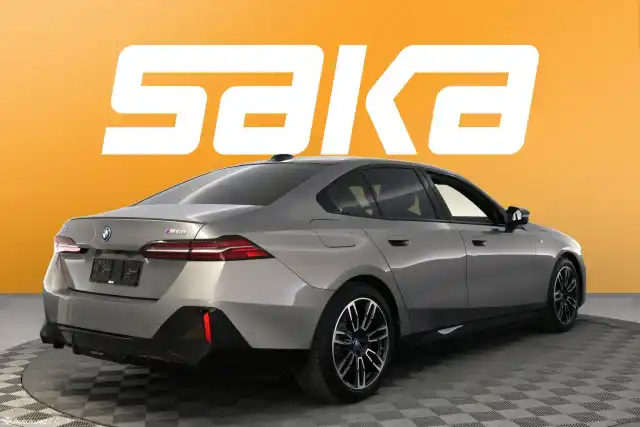 Harmaa Sedan, BMW I5 M60 – VAR-93979