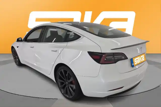 Valkoinen Sedan, Tesla Model 3 – VAR-94378