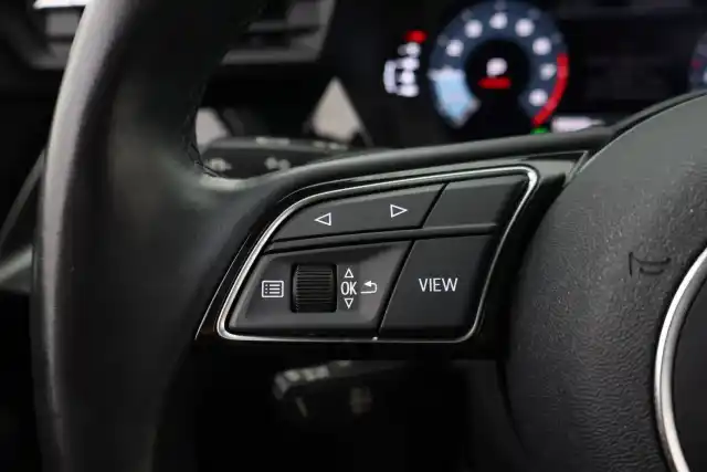 Valkoinen Viistoperä, Audi A3 – VAR-94476