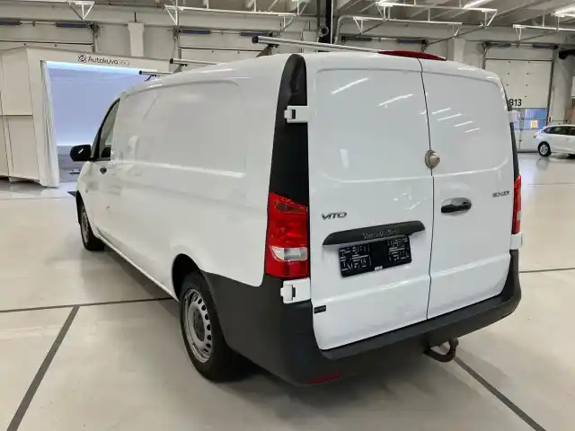 Valkoinen Pakettiauto, Mercedes-Benz Vito – VAR-94563