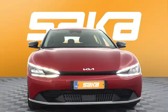 Punainen Maastoauto, Kia EV6 – VAR-94738