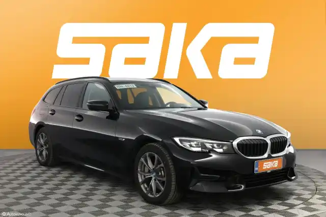 Musta Farmari, BMW 330 – VAR-94847