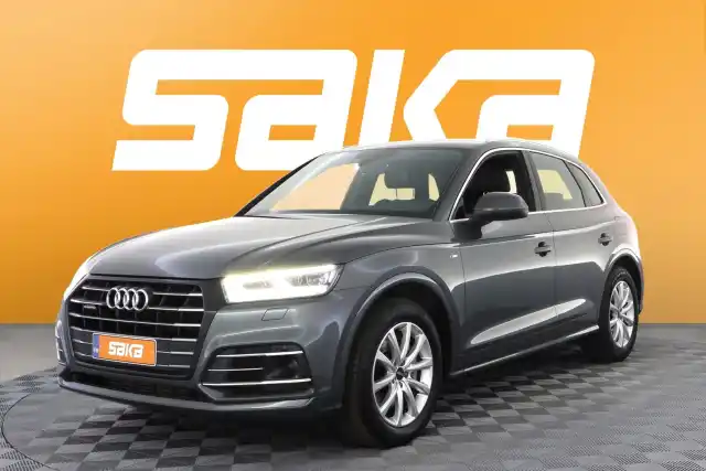 Harmaa Maastoauto, Audi Q5 – VAR-94922