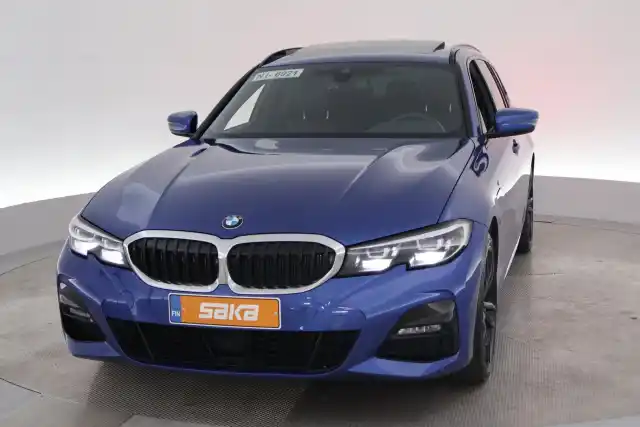 Sininen Farmari, BMW 330 – VAR-95156