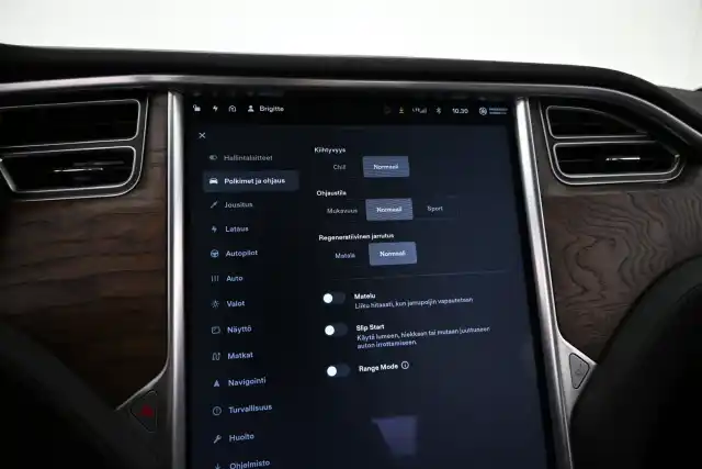 Harmaa Sedan, Tesla Model S – VAR-95519