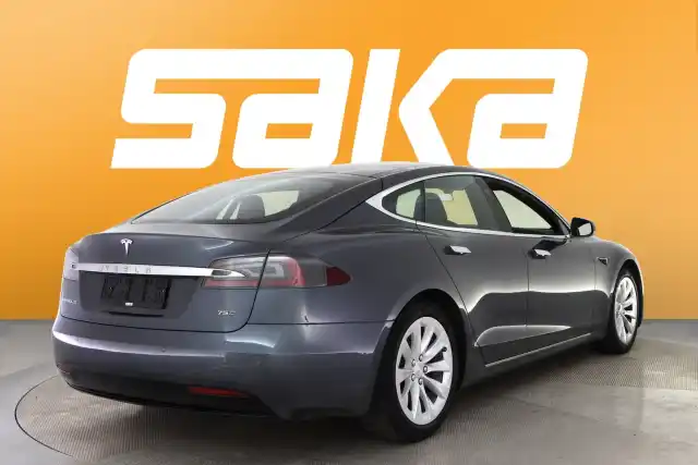 Harmaa Sedan, Tesla Model S – VAR-95519