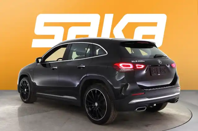 Musta Maastoauto, Mercedes-Benz GLA – VAR-95572